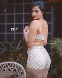 Hannah  Rishikesh Excort  Girl 